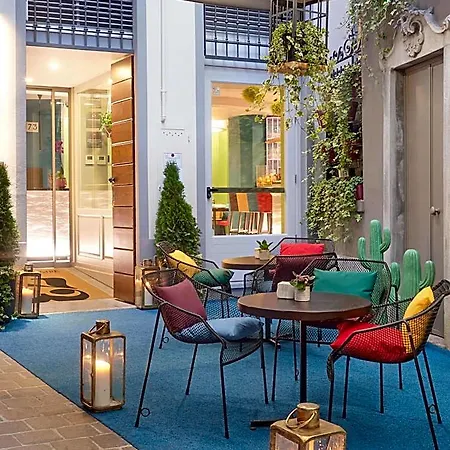 73 Boutique Hotel 4*